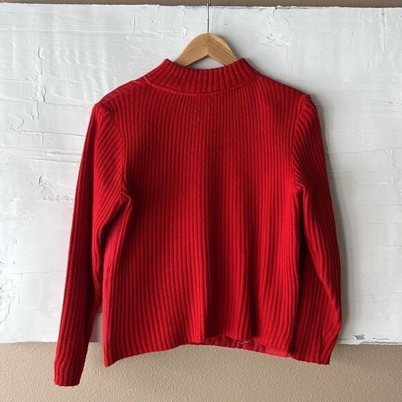 Women’s vintage red cardigan size large button up sweater - Picture 3 of 3